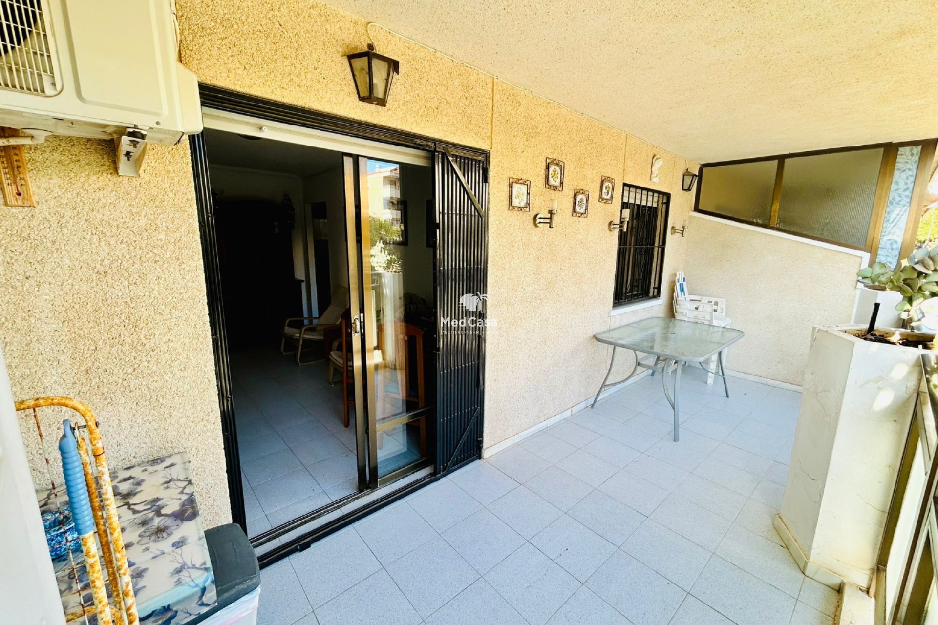 Segunda mano - Apartamento -
Torrevieja - San Luis