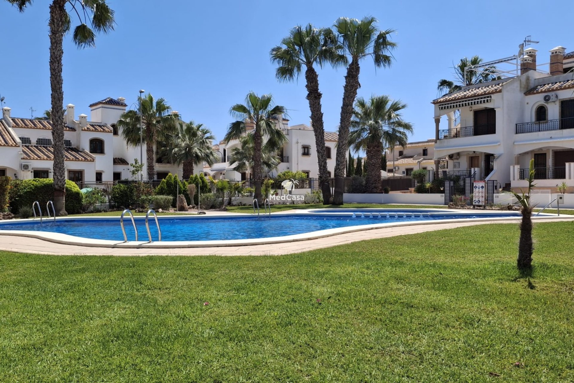 Segunda mano - Ático -
Orihuela Costa - Villamartín