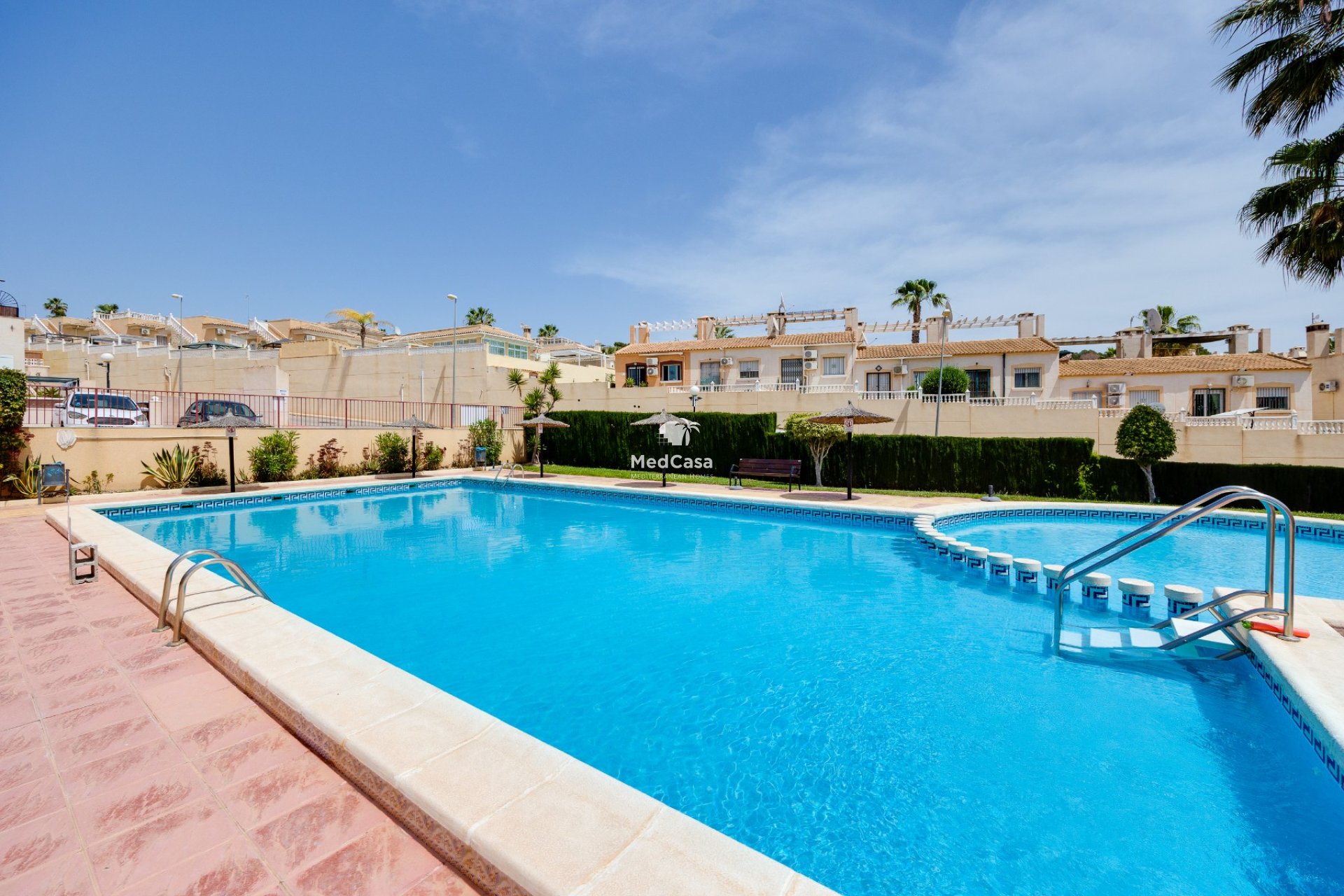 Segunda mano - Ático -
Orihuela Costa - Villamartín