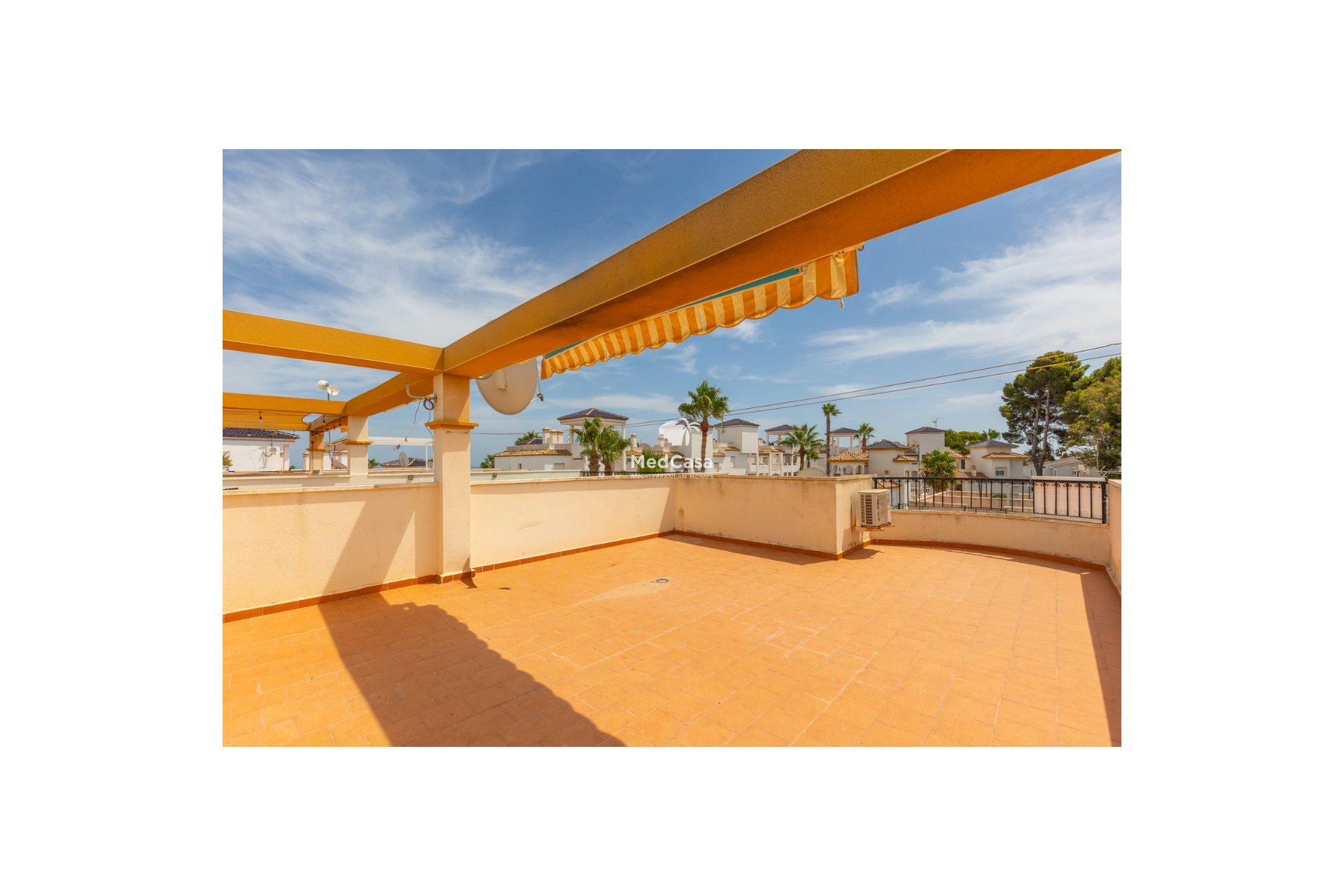 Segunda mano - Ático -
Orihuela Costa - Villamartín