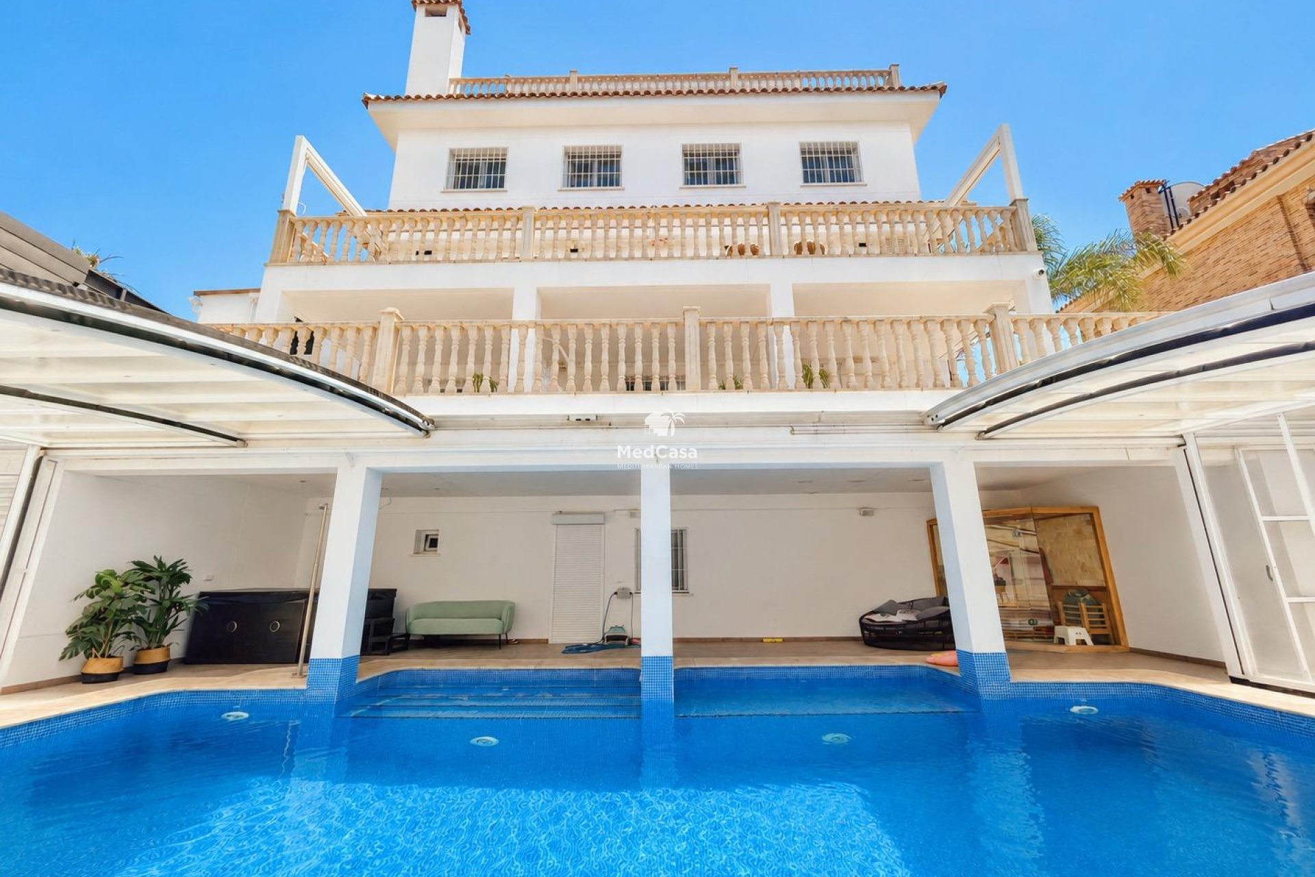 Segunda mano - Villa -
Dehesa de campoamor - Campoamor