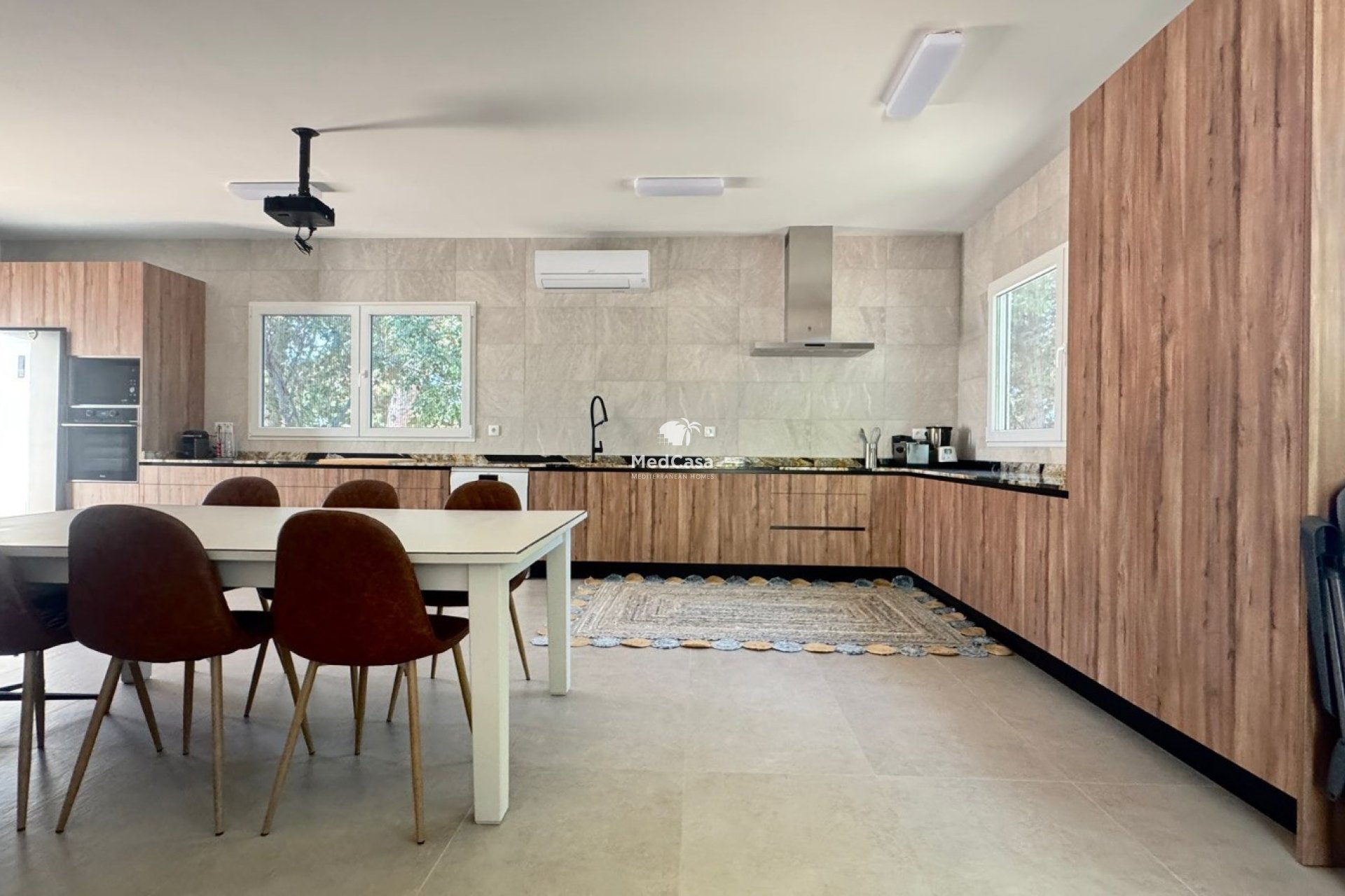 Segunda mano - Villa -
Elche - Peña las Águilas