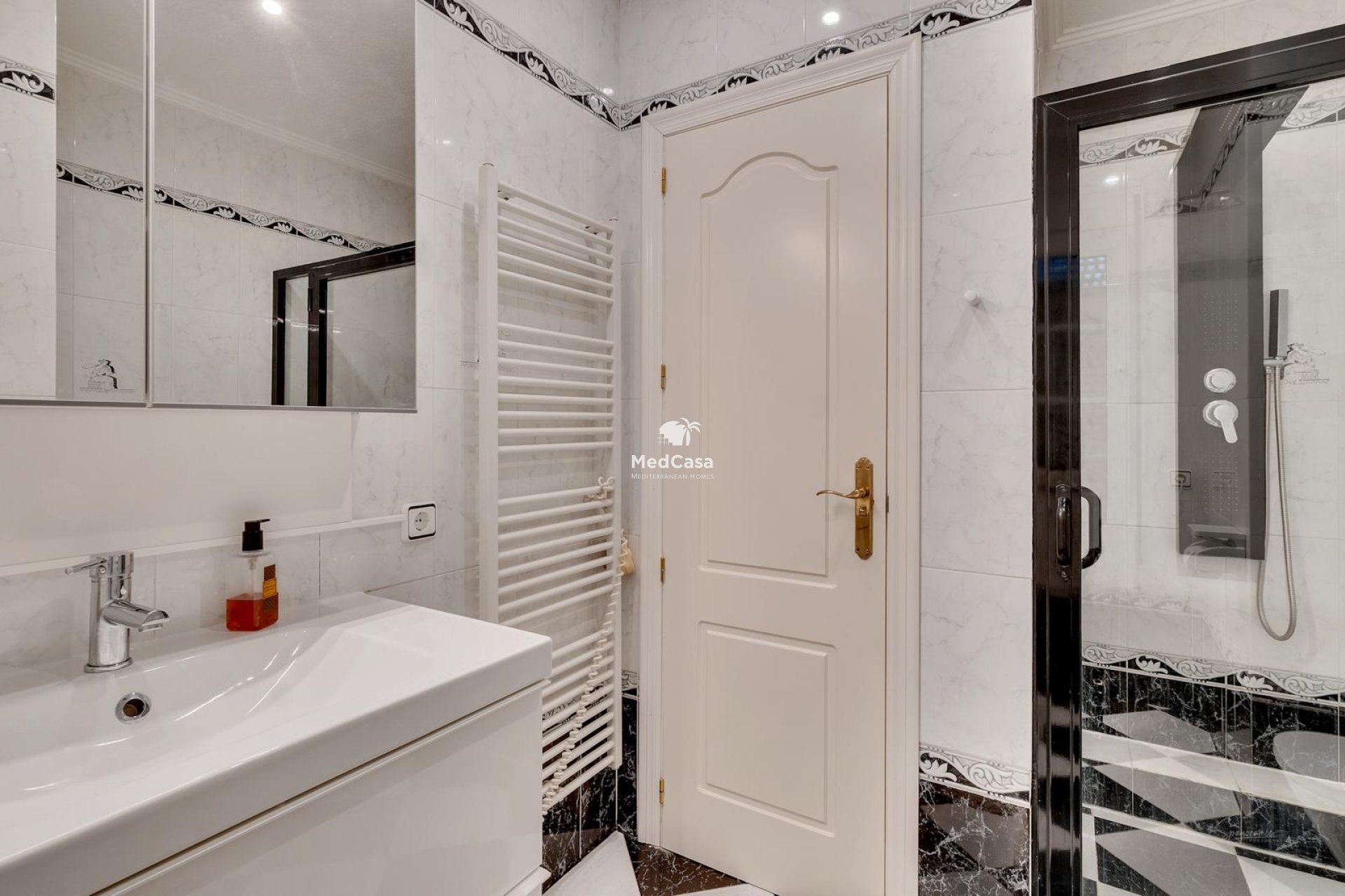 Segunda mano - Villa -
Moraira - Benimeit