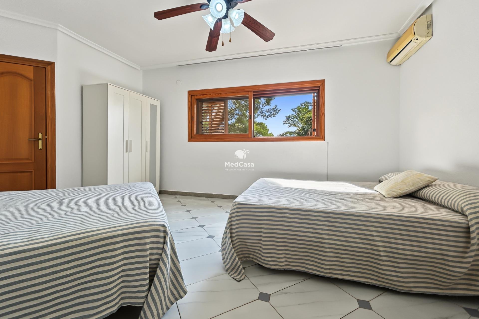Segunda mano - Villa -
Orihuela Costa - Campoamor