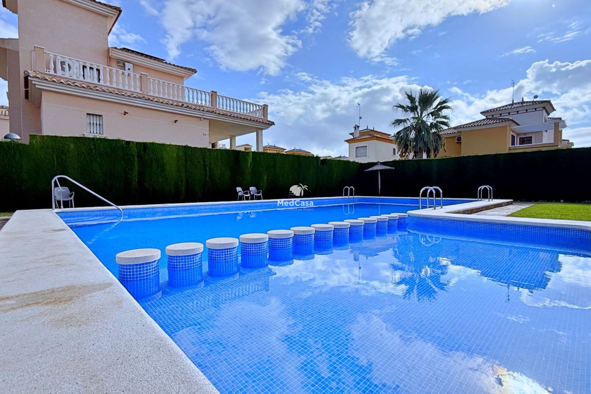 Segunda mano - Villa -
Orihuela Costa