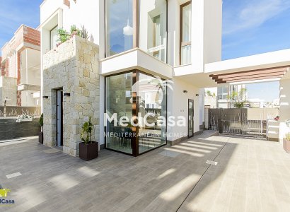 Villa - Neubau -
            Ciudad Quesada - CBS-424