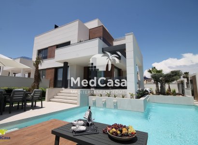 Villa - Obra nueva - Torrevieja - Torrevieja