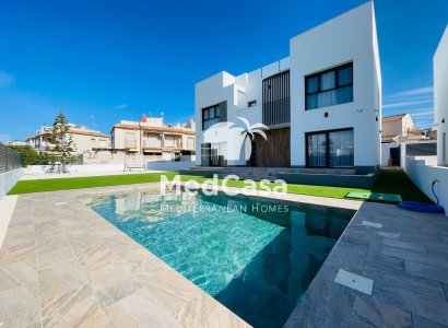 Villa - Obra nueva - Torrevieja - Torrevieja