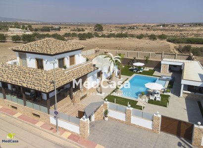 Villa - Resale -
            Balsicas - MM-S104