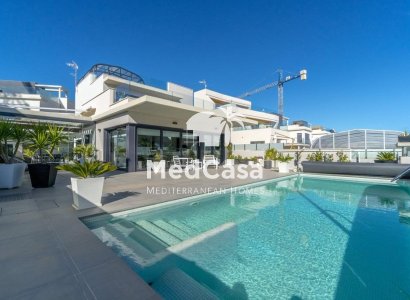 Villa - Resale - Orihuela Costa - Campoamor