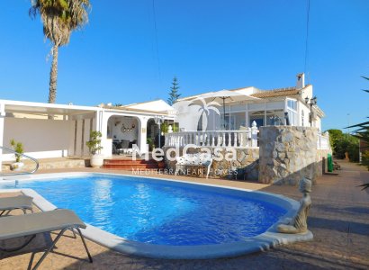 Villa - Resale - Torrevieja - San Luis