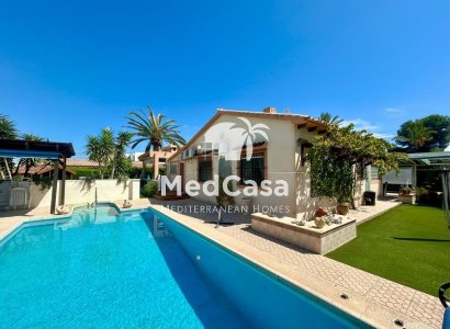 Villa - Segunda mano -
            Orihuela Costa - 90254