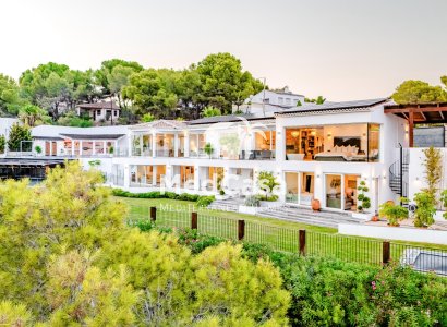 Villa - Wiederverkauf -
            Benissa - 56436