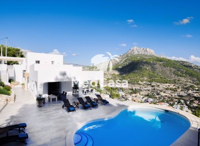 Villa - Wiederverkauf -
            Calpe - 67528
