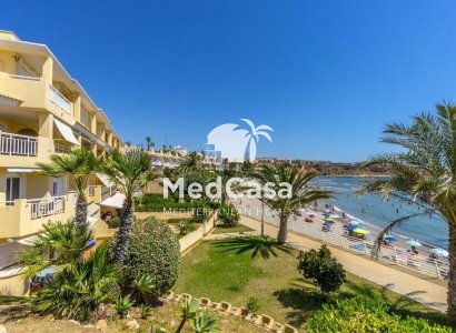 Villa - Wiederverkauf - Orihuela Costa - Campoamor