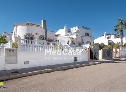 Villa - Wiederverkauf - Orihuela Costa - Orihuela Costa