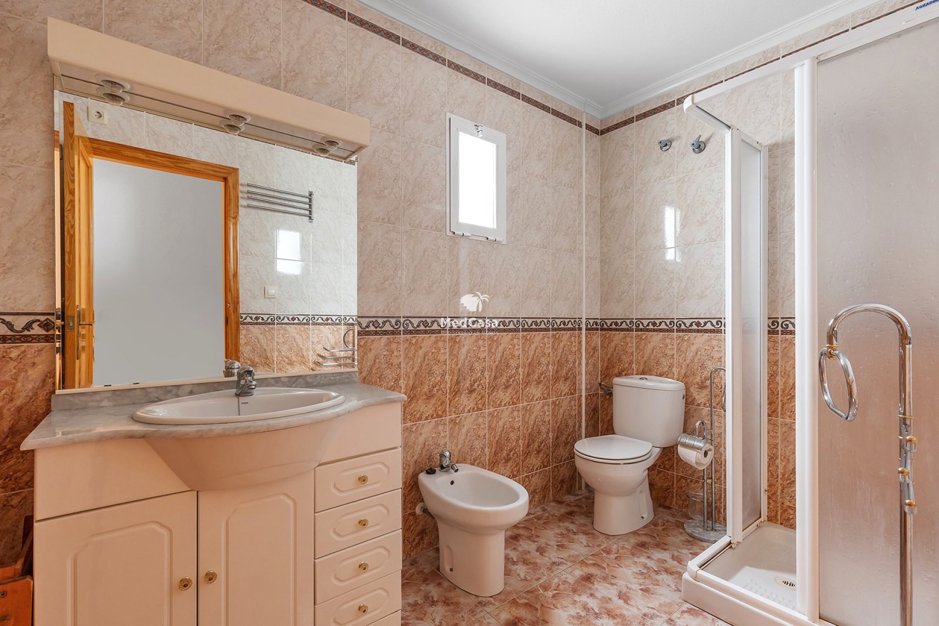 Wiederverkauf - Apartment -
La Mata - Playa