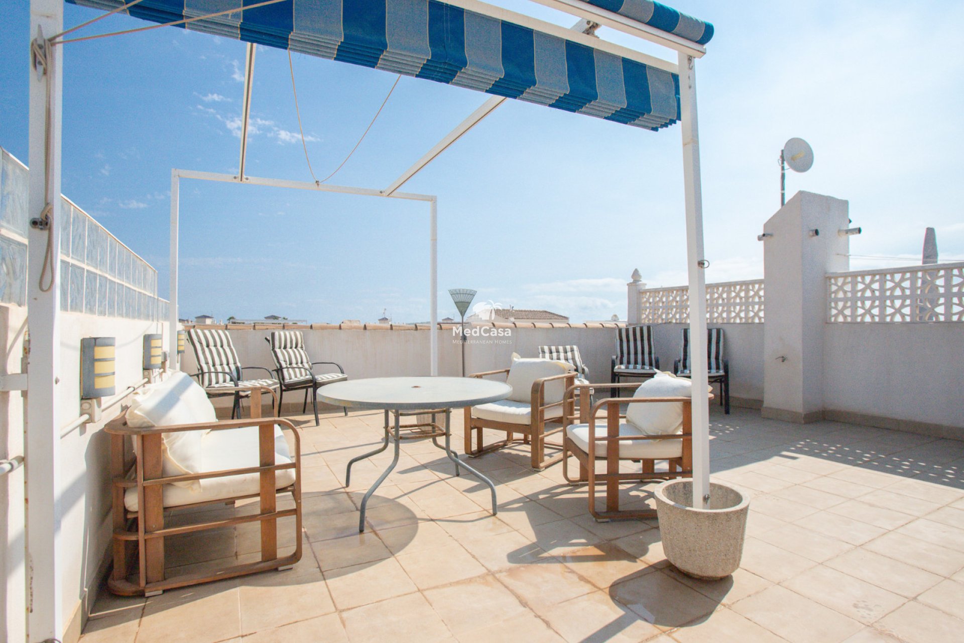 Wiederverkauf - Apartment -
Orihuela Costa - Los Almendros-La Florida