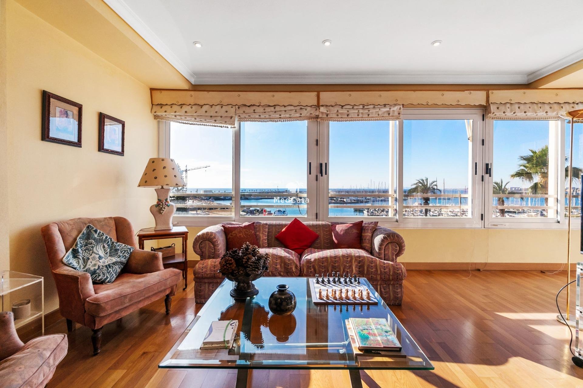 Wiederverkauf - Apartment -
Torrevieja - Centro - Muelle Pesquero