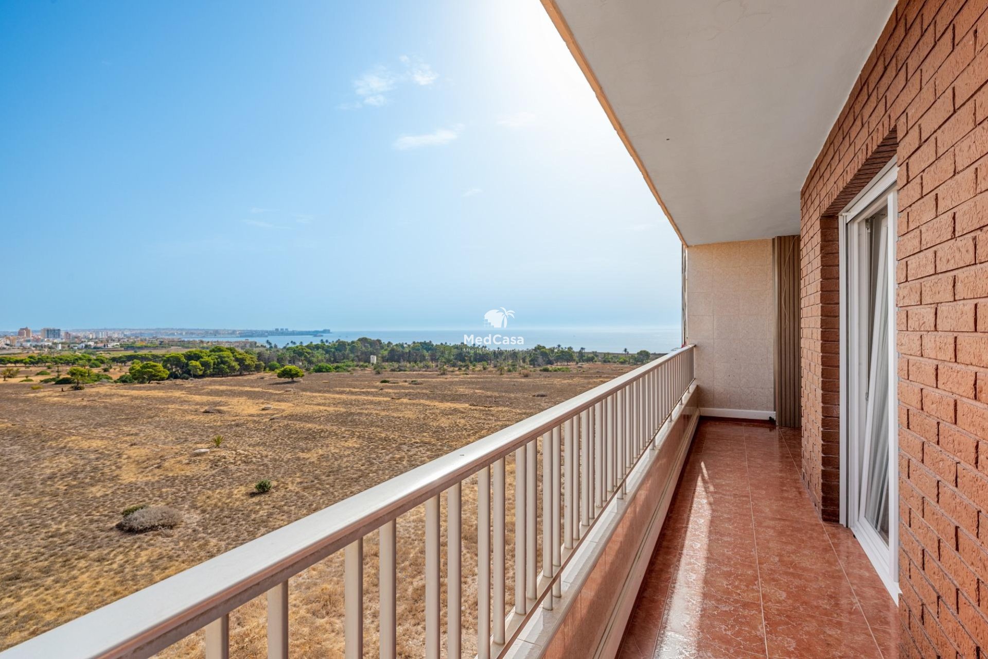 Wiederverkauf - Apartment -
Torrevieja - Punta prima