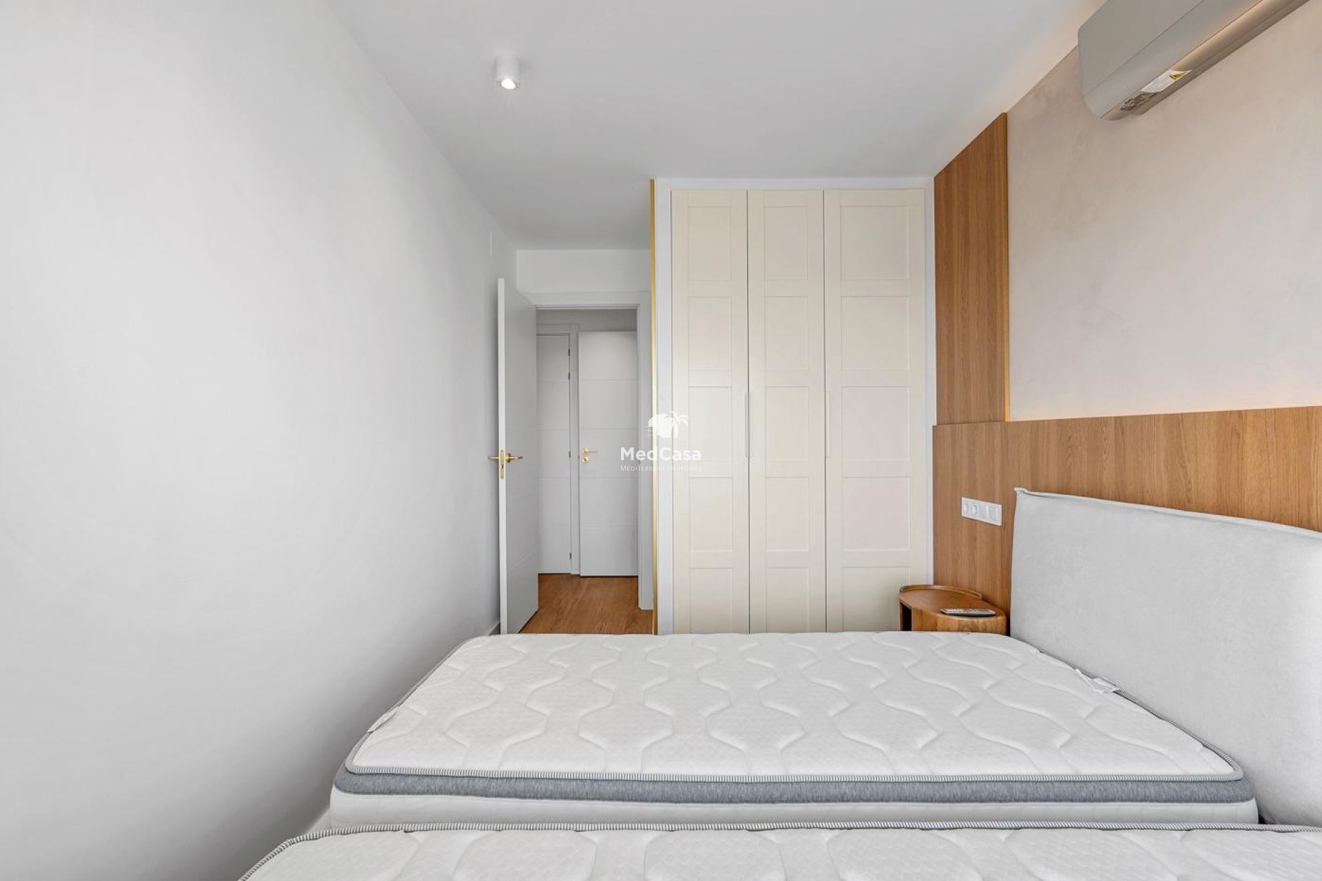 Wiederverkauf - Apartment -
Torrevieja - Punta prima