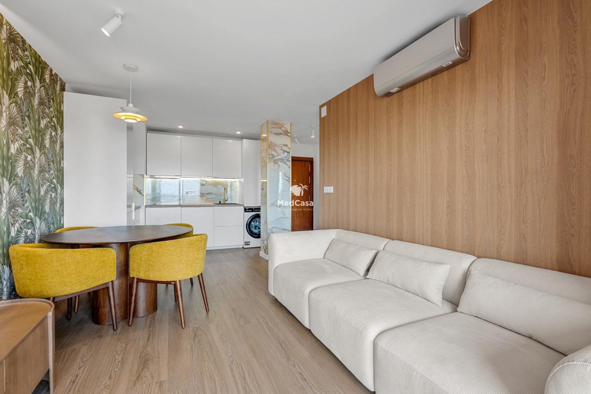 Wiederverkauf - Apartment -
Torrevieja - Punta prima