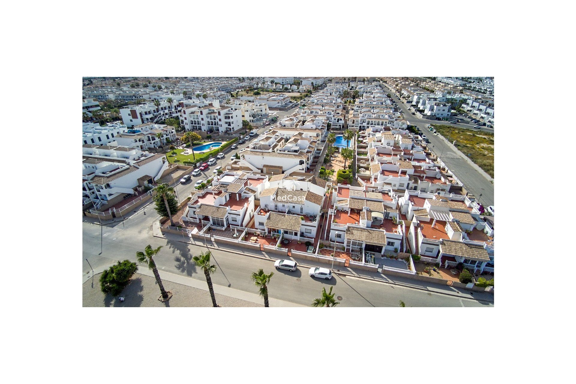 Wiederverkauf - Eckreihenhaus -
Orihuela Costa - Punta Prima