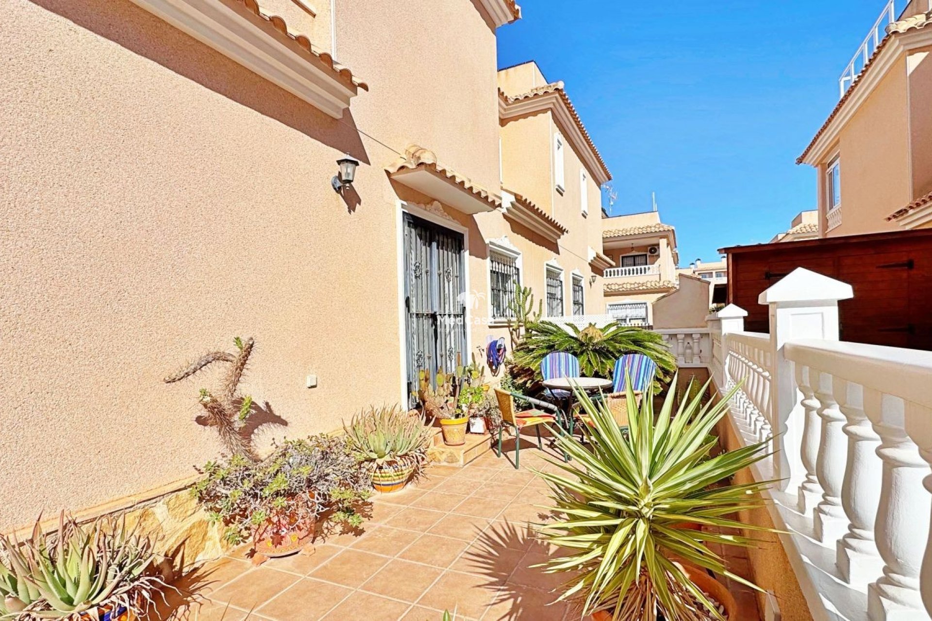 Wiederverkauf - Eckreihenhaus -
Orihuela Costa - Villamartín