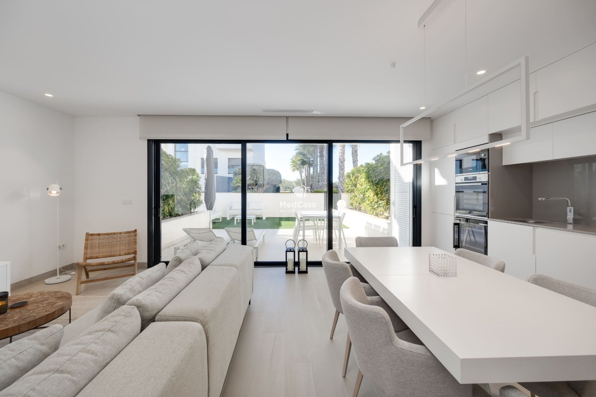 Wiederverkauf - Erdgeschosswohnung -
Golf Las Colinas