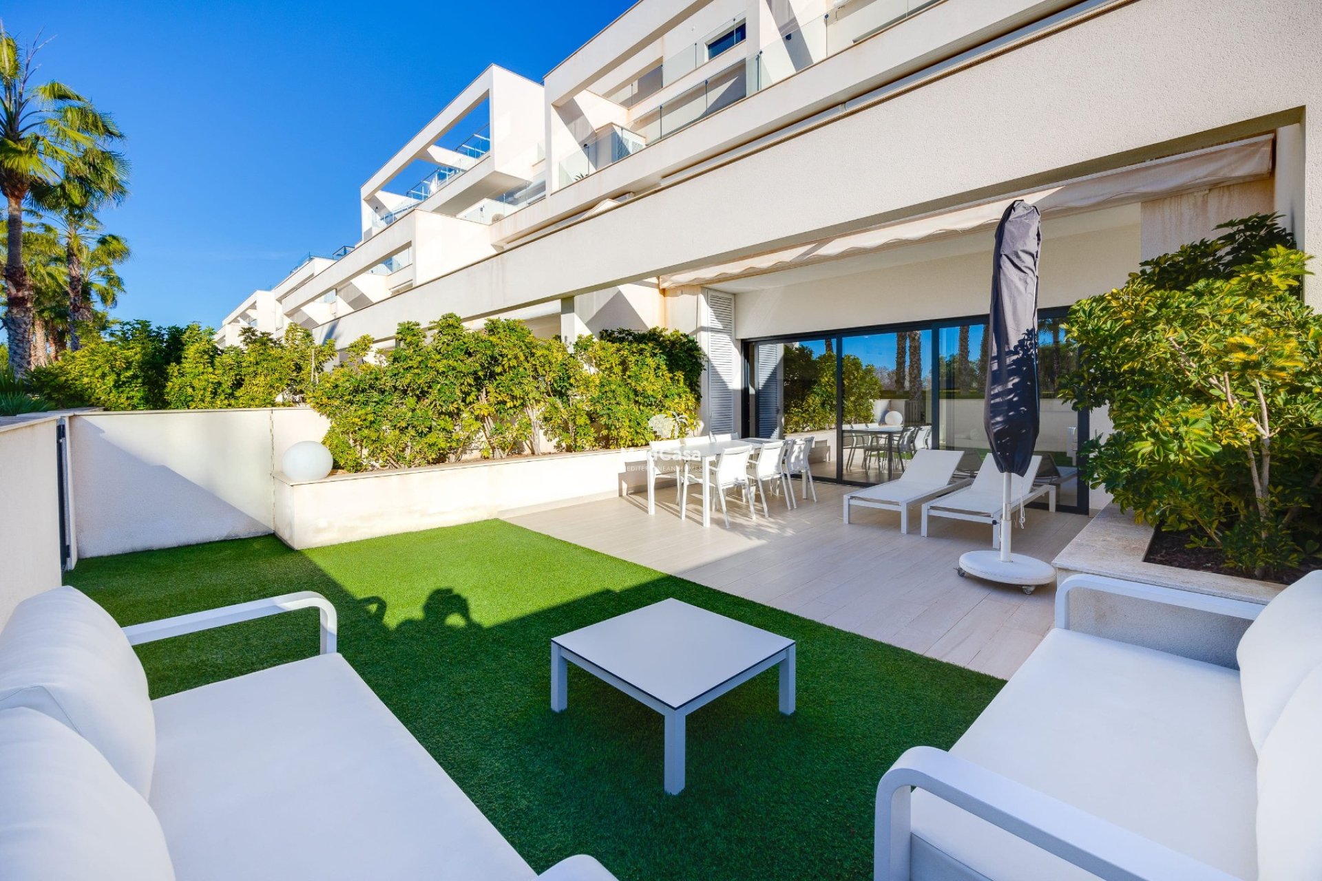 Wiederverkauf - Erdgeschosswohnung -
Golf Las Colinas