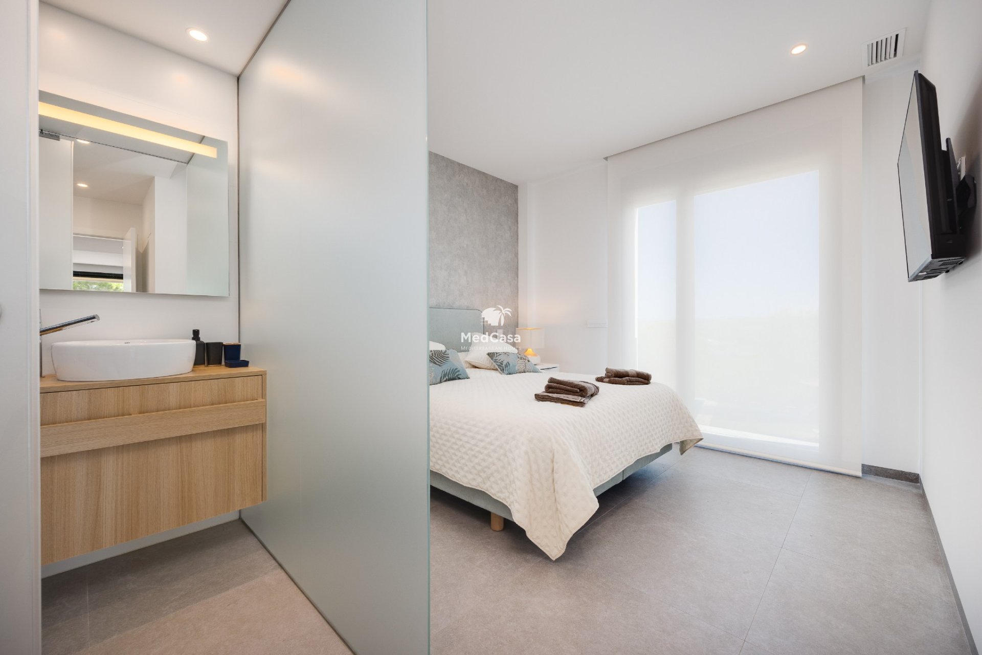 Wiederverkauf - Erdgeschosswohnung -
Golf Las Colinas