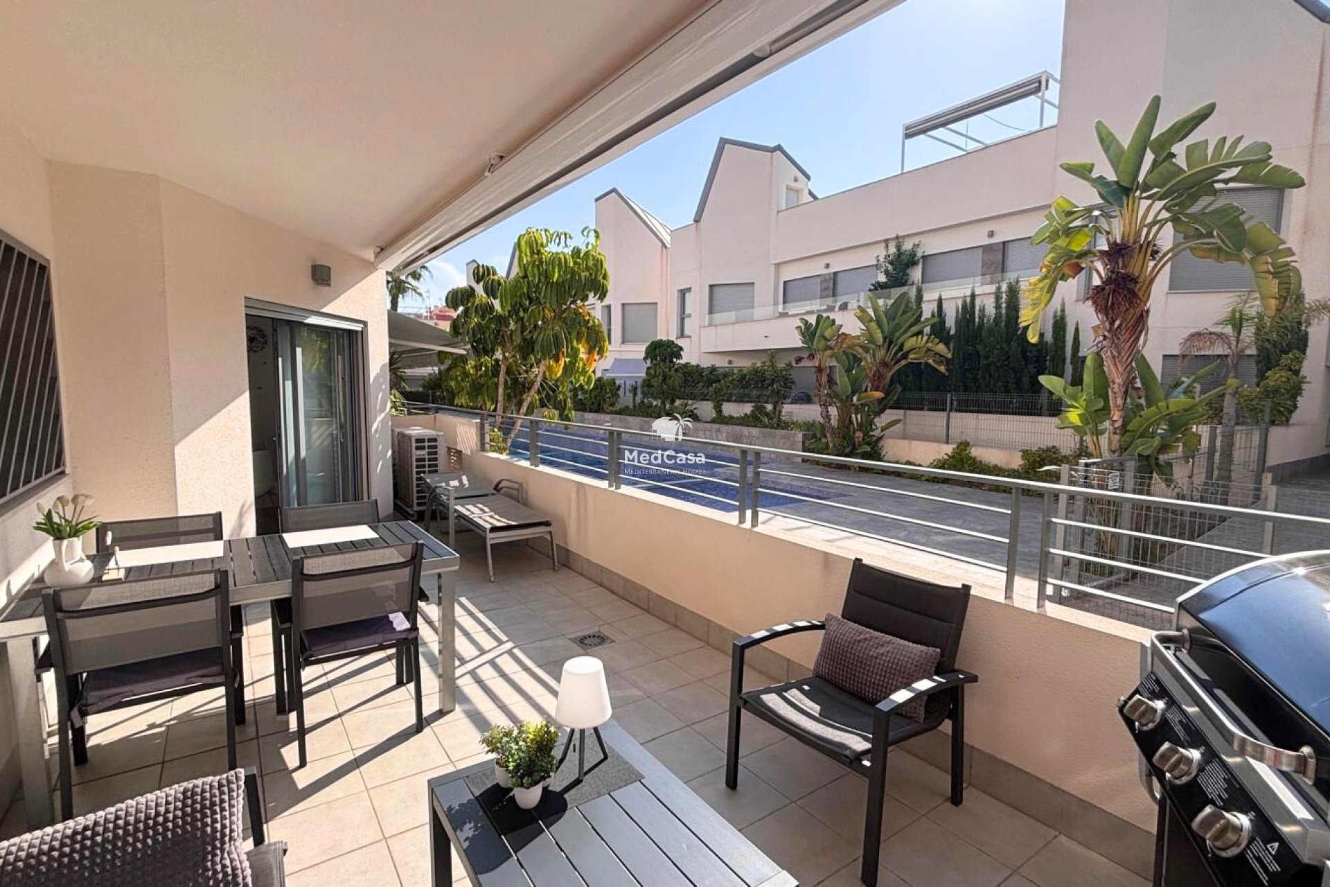 Wiederverkauf - Erdgeschosswohnung -
Torrevieja