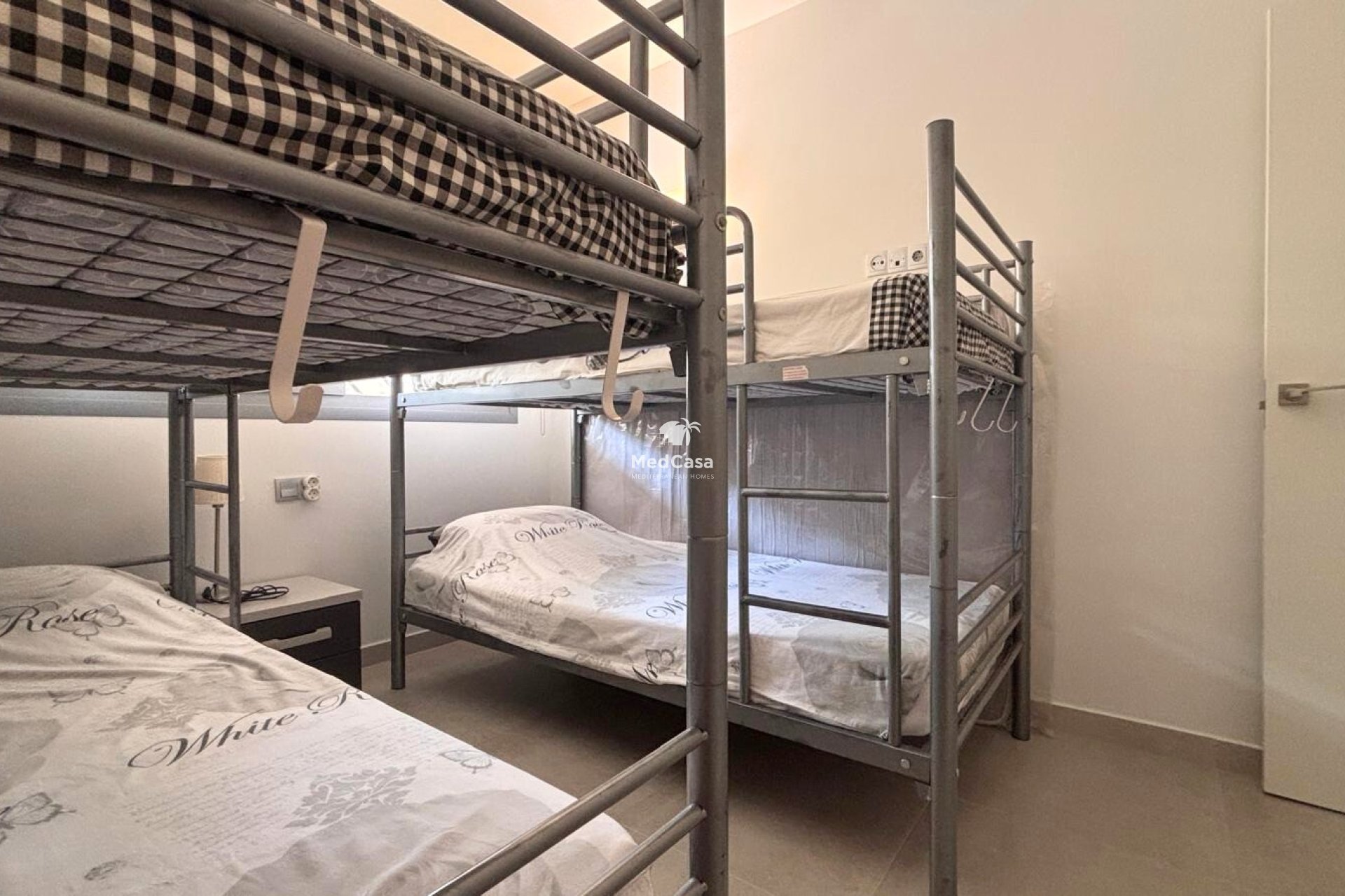 Wiederverkauf - Erdgeschosswohnung -
Torrevieja