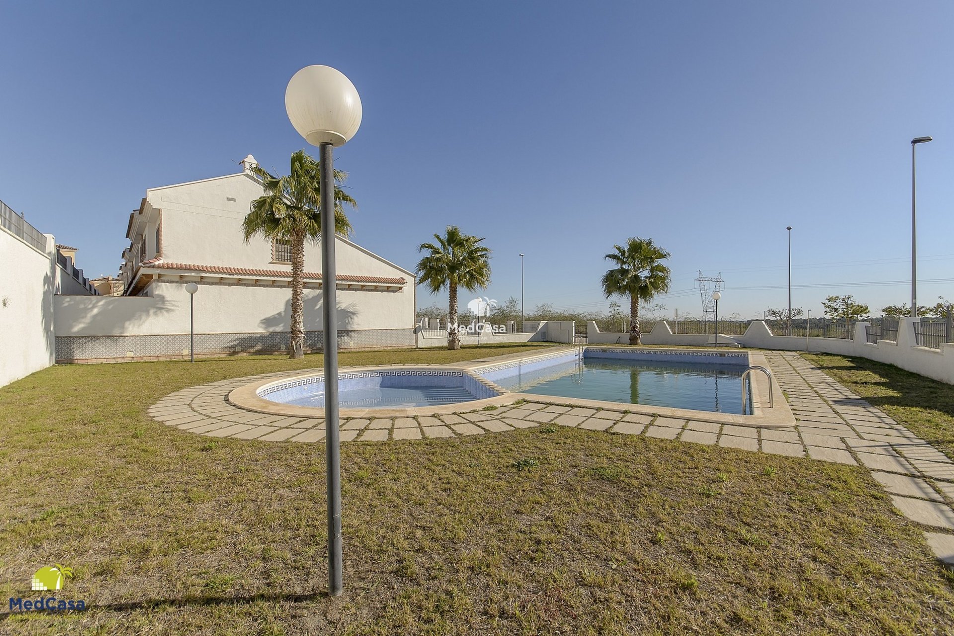 Wiederverkauf - Reihenhaus -
San Miguel de Salinas
