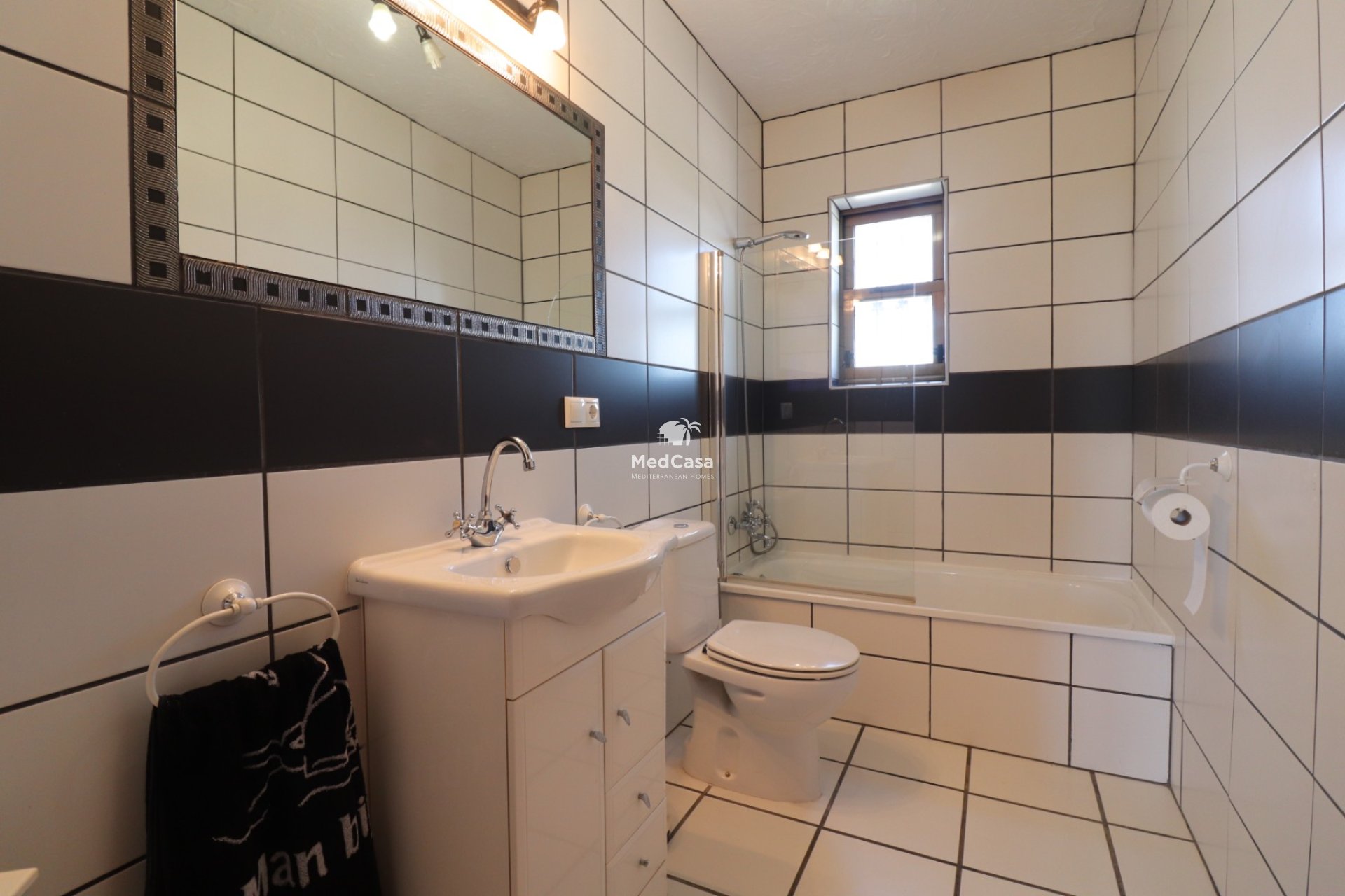 Wiederverkauf - Villa -
Albatera - Albatera - Country
