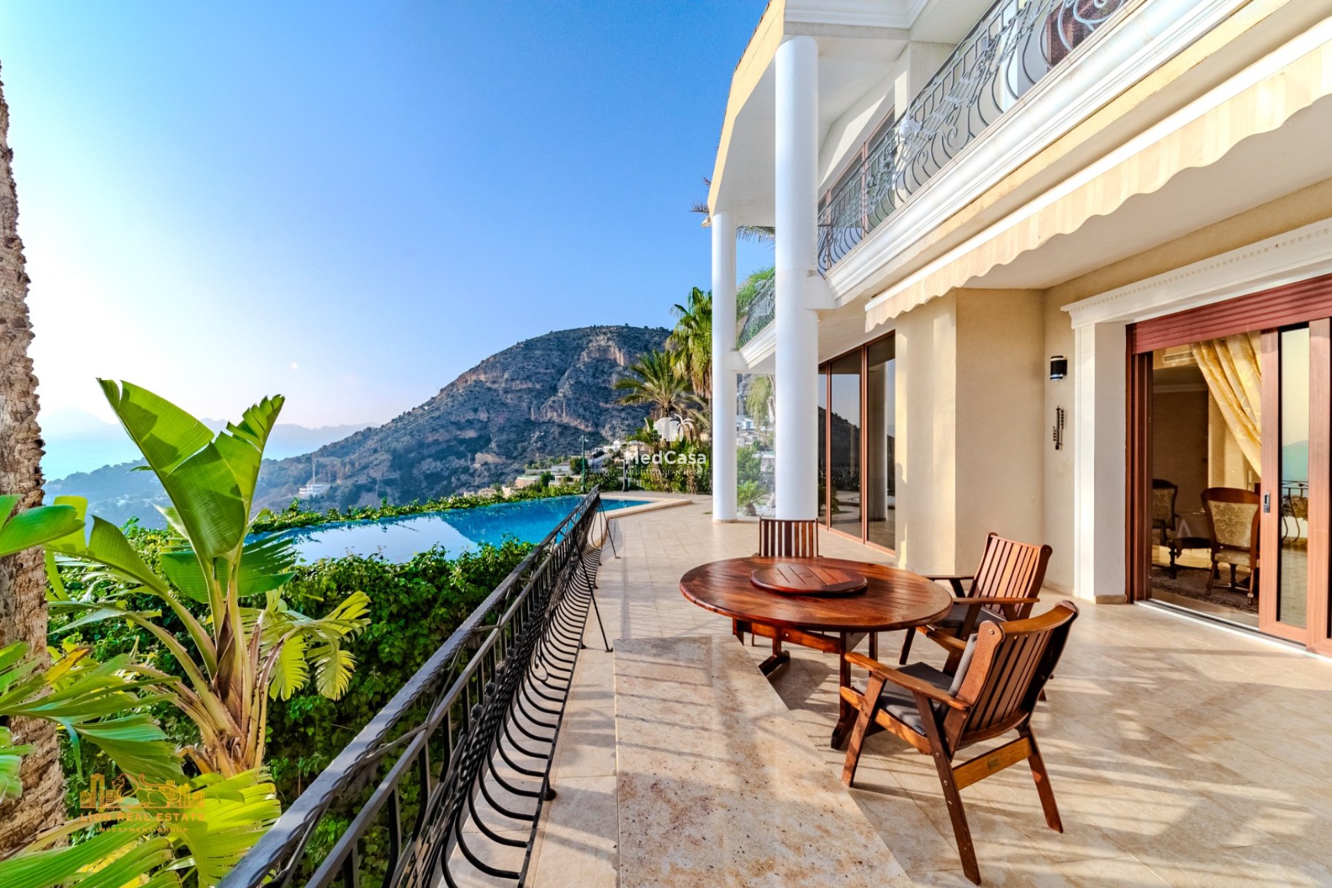Wiederverkauf - Villa -
Altea