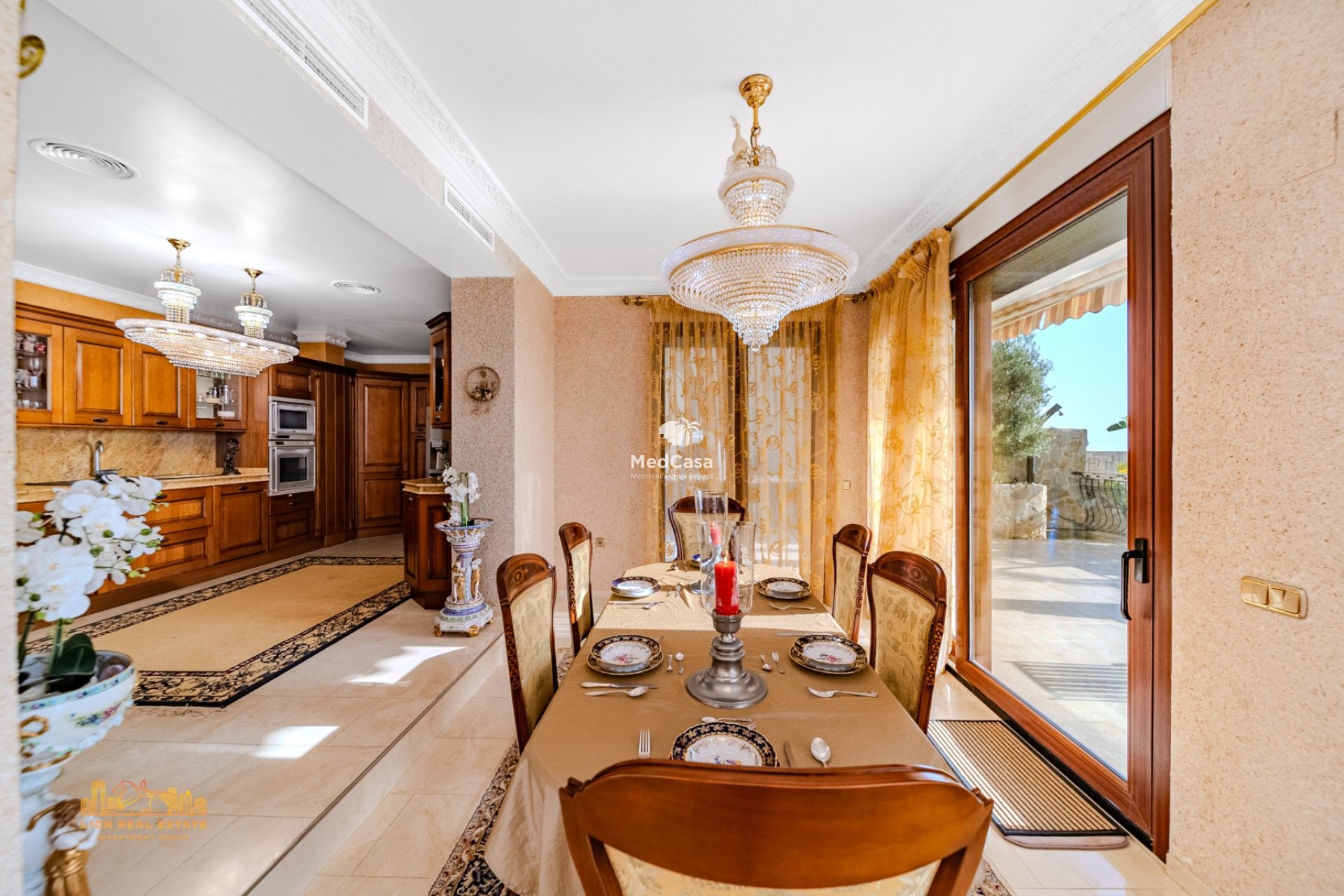 Wiederverkauf - Villa -
Altea