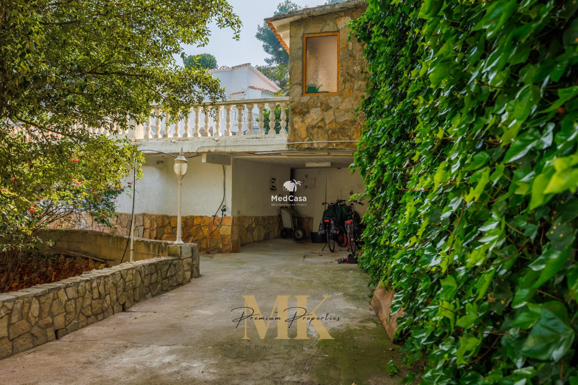 Wiederverkauf - Villa -
Denia - Montgó