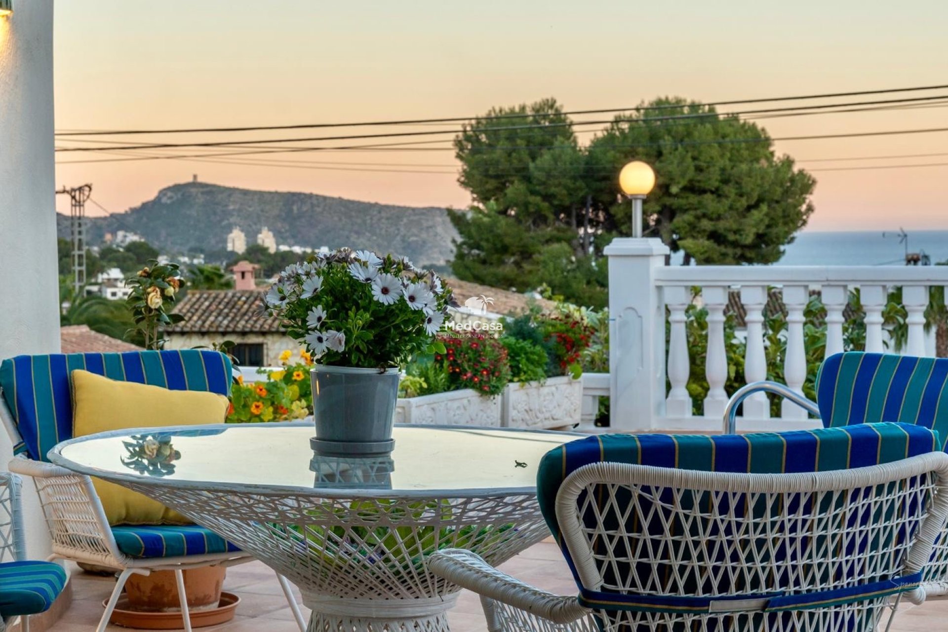 Wiederverkauf - Villa -
Moraira - Benimeit