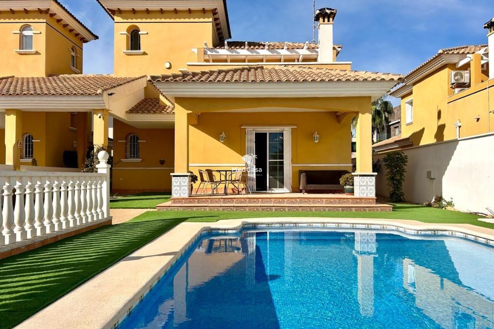 Wiederverkauf - Villa -
Orihuela Costa - Cabo Roig