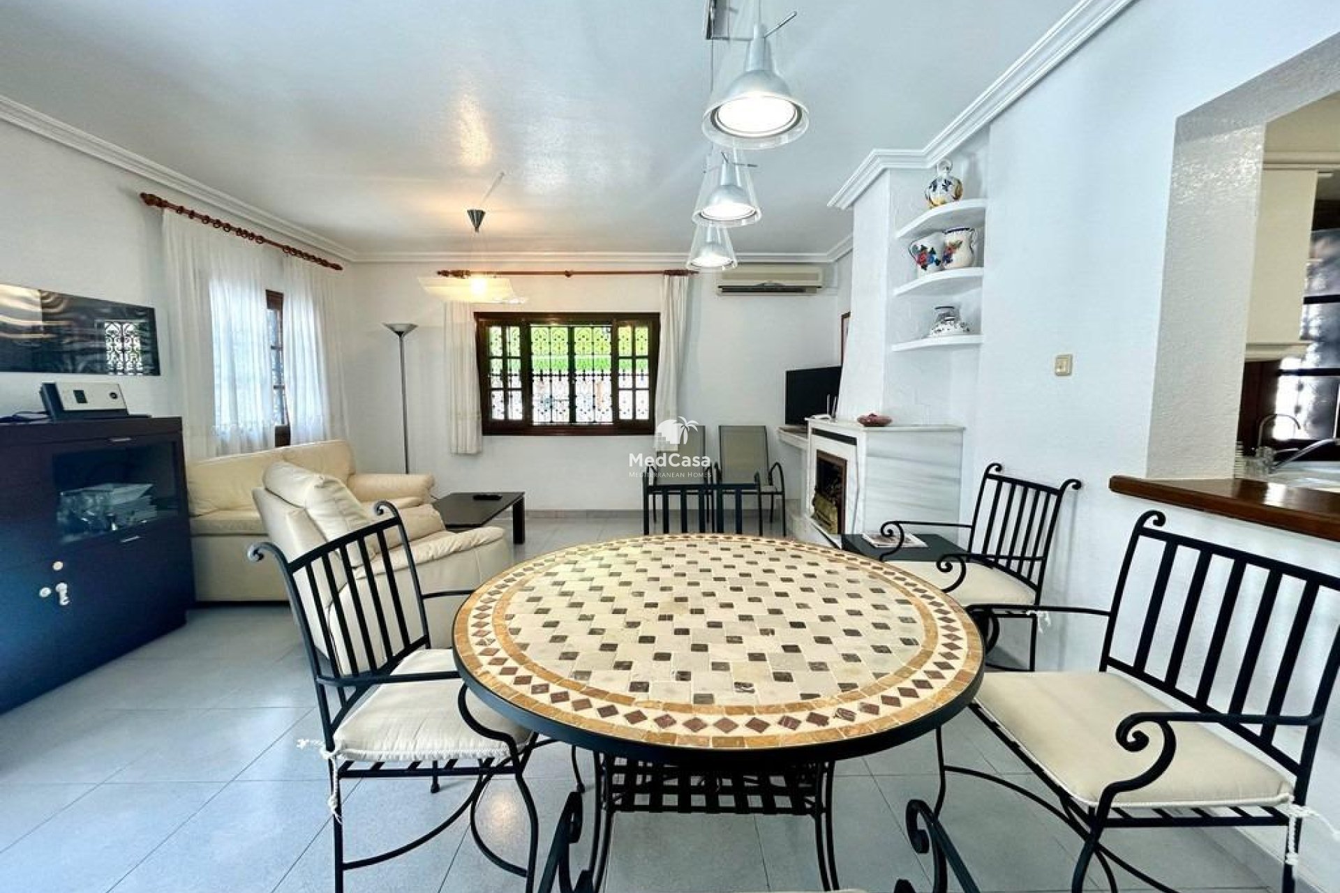 Wiederverkauf - Villa -
Orihuela Costa - La Zenia