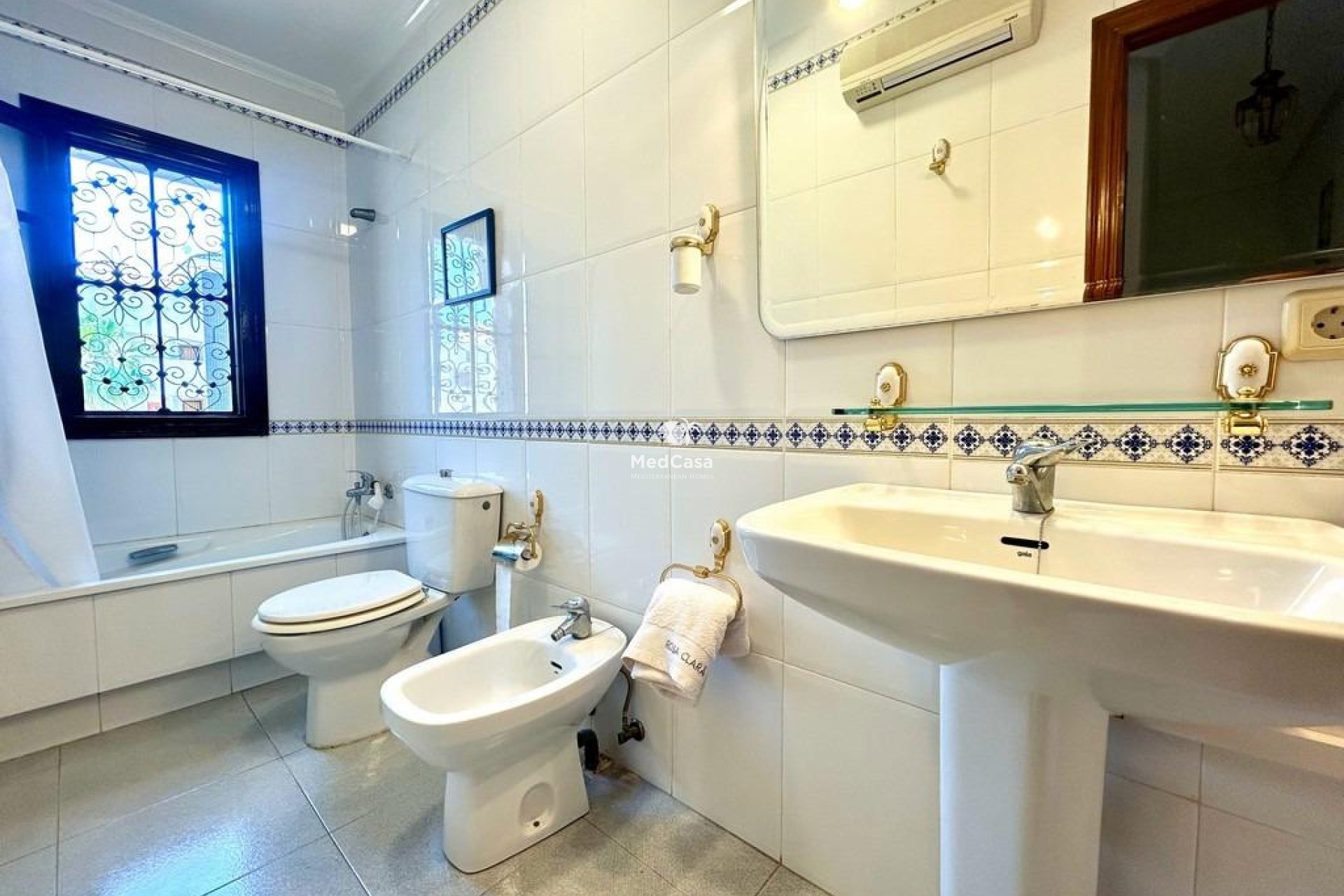 Wiederverkauf - Villa -
Orihuela Costa - La Zenia