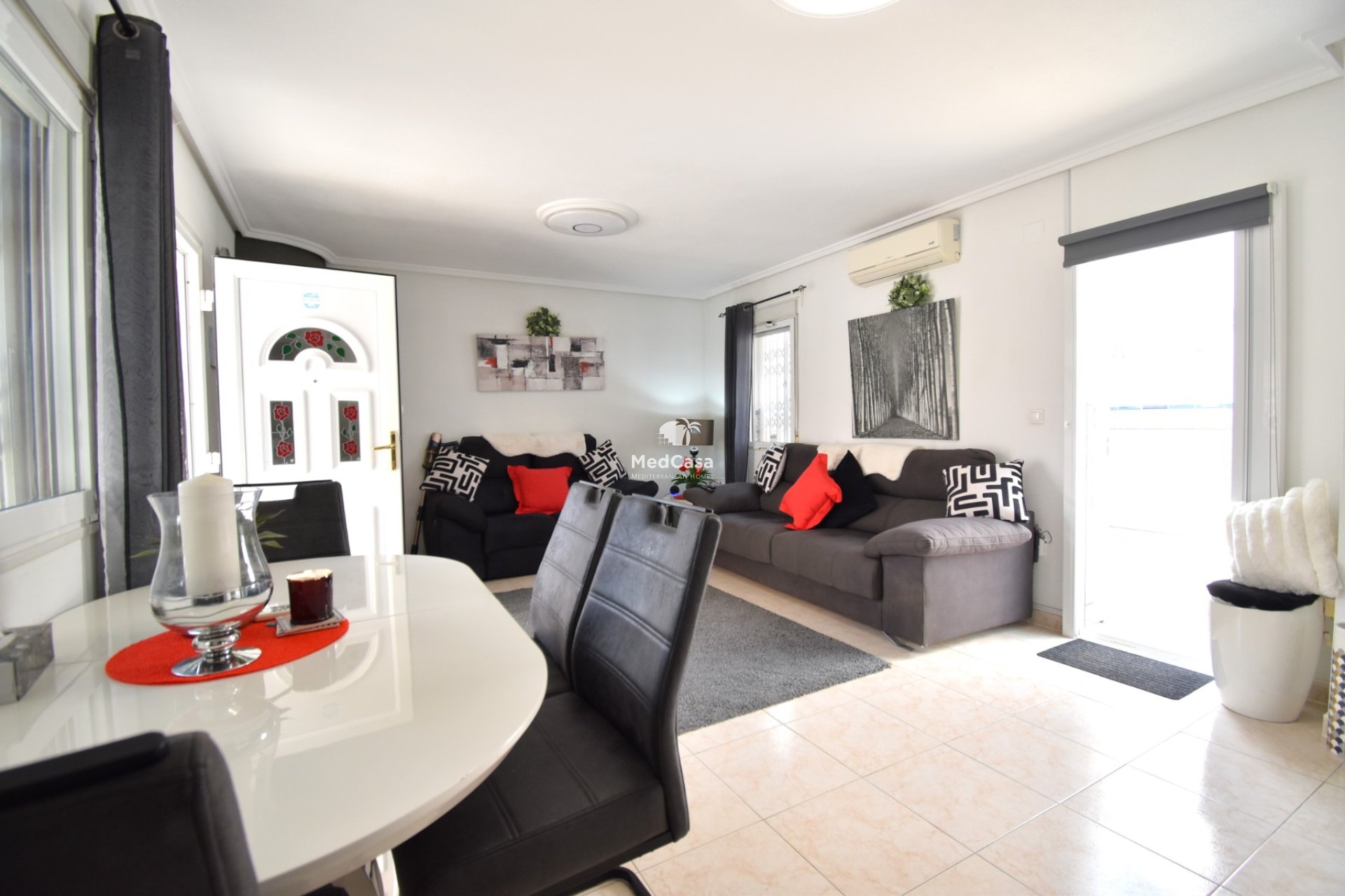 Wiederverkauf - Villa -
Orihuela Costa - Playa Flamenca