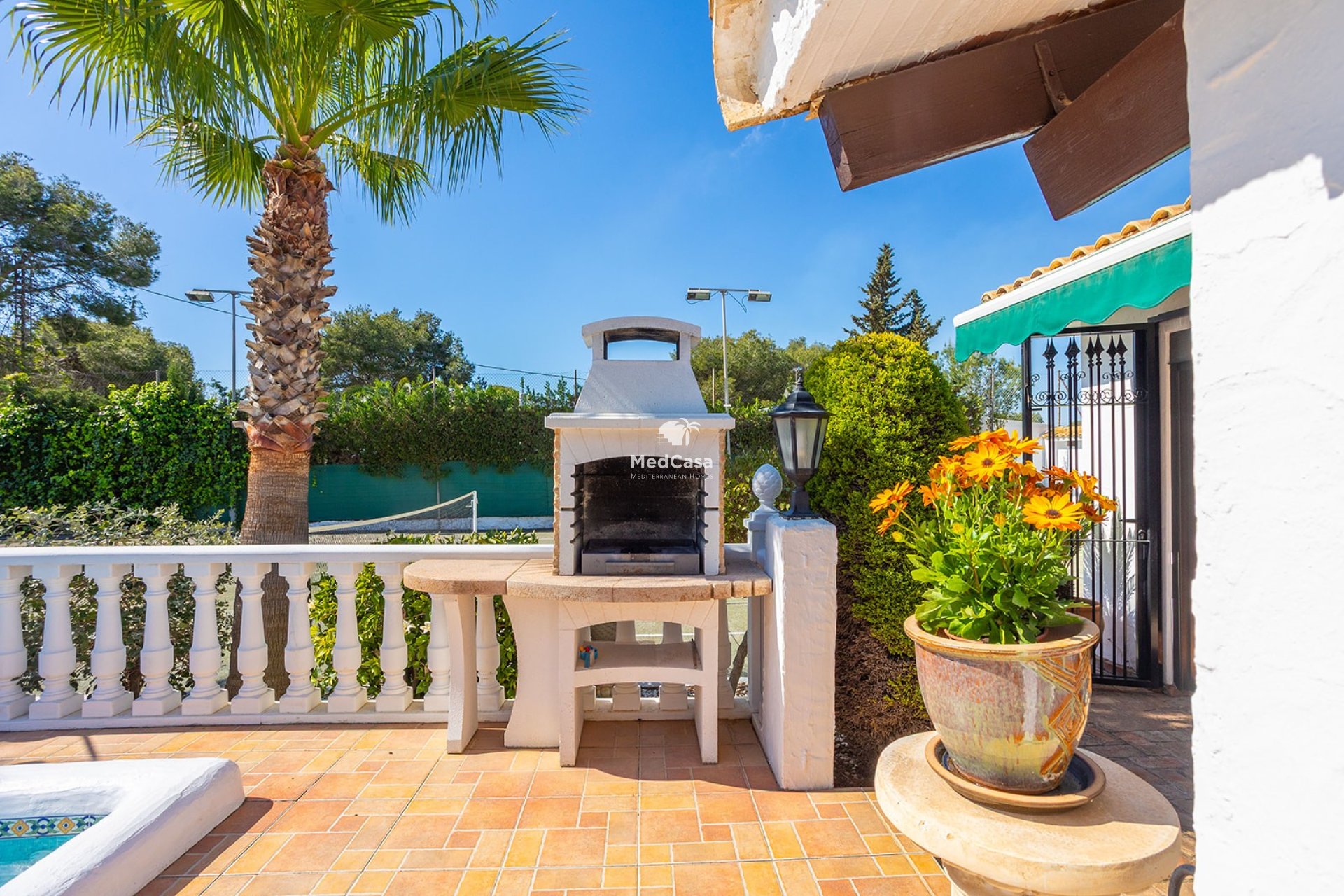 Wiederverkauf - Villa -
Orihuela Costa - Villamartín