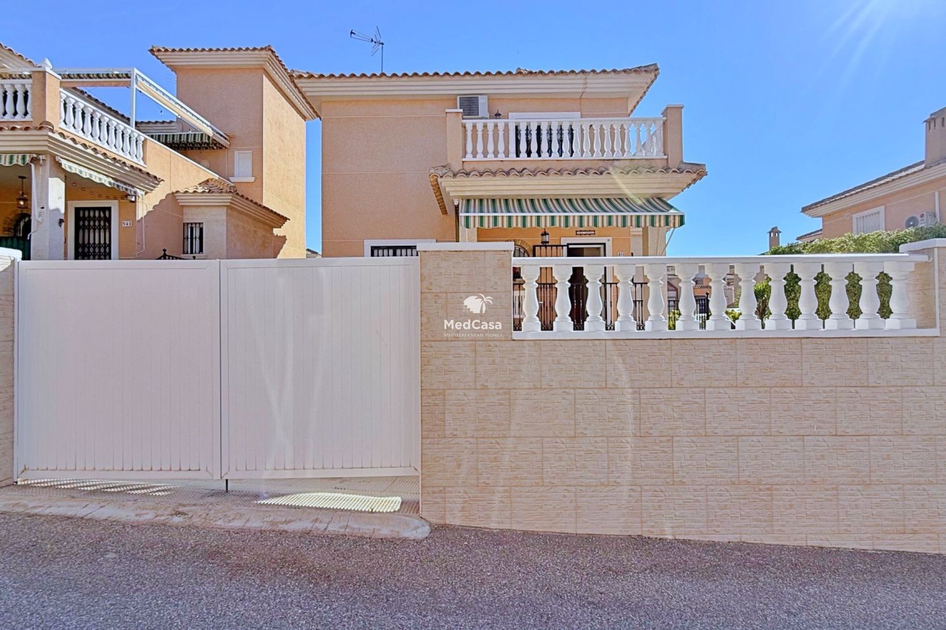 Wiederverkauf - Villa -
Orihuela Costa