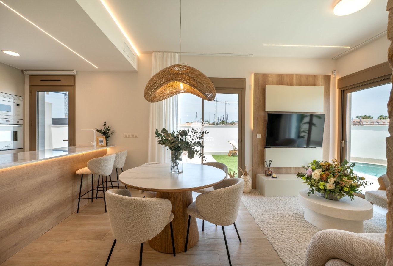 Neubau - Reihenhaus -
Los Alcázares