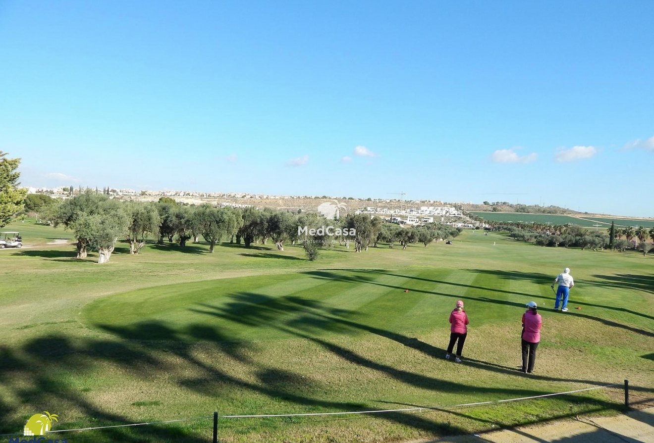 Neubau - Erdgeschosswohnung -
Golf La Finca