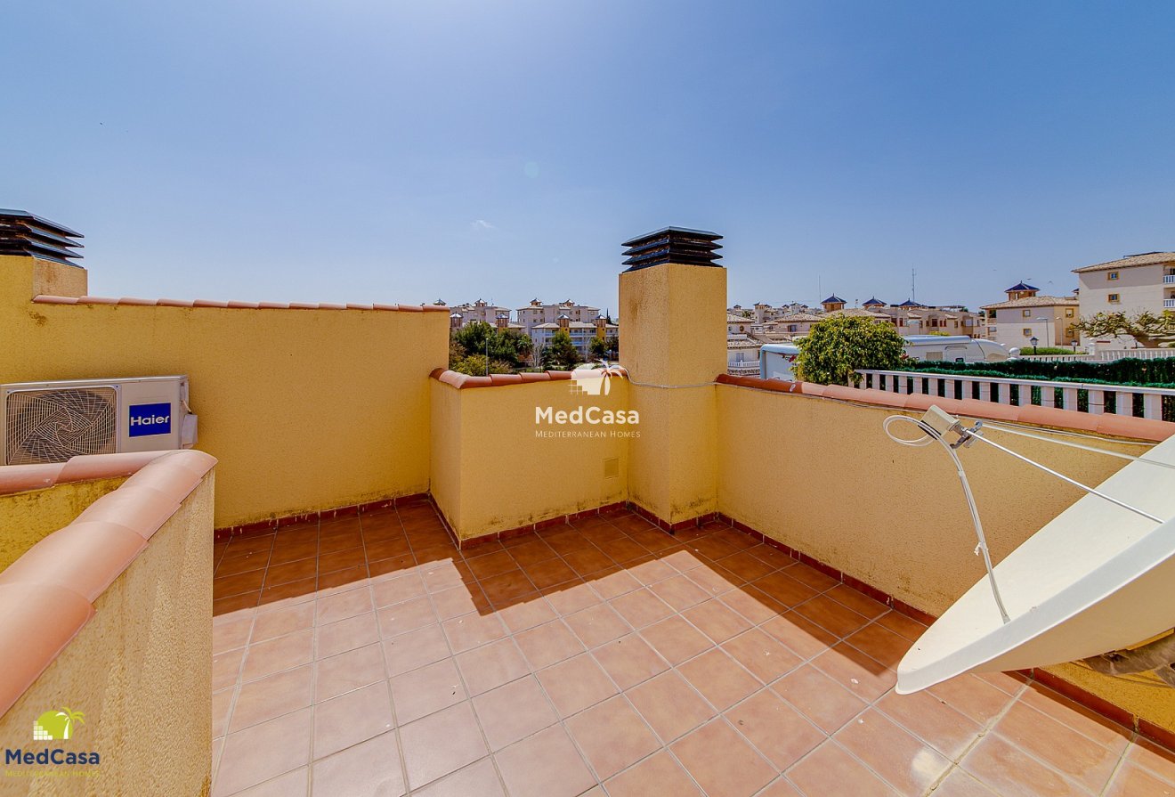 Resale - Corner Townhouse -
Orihuela Costa