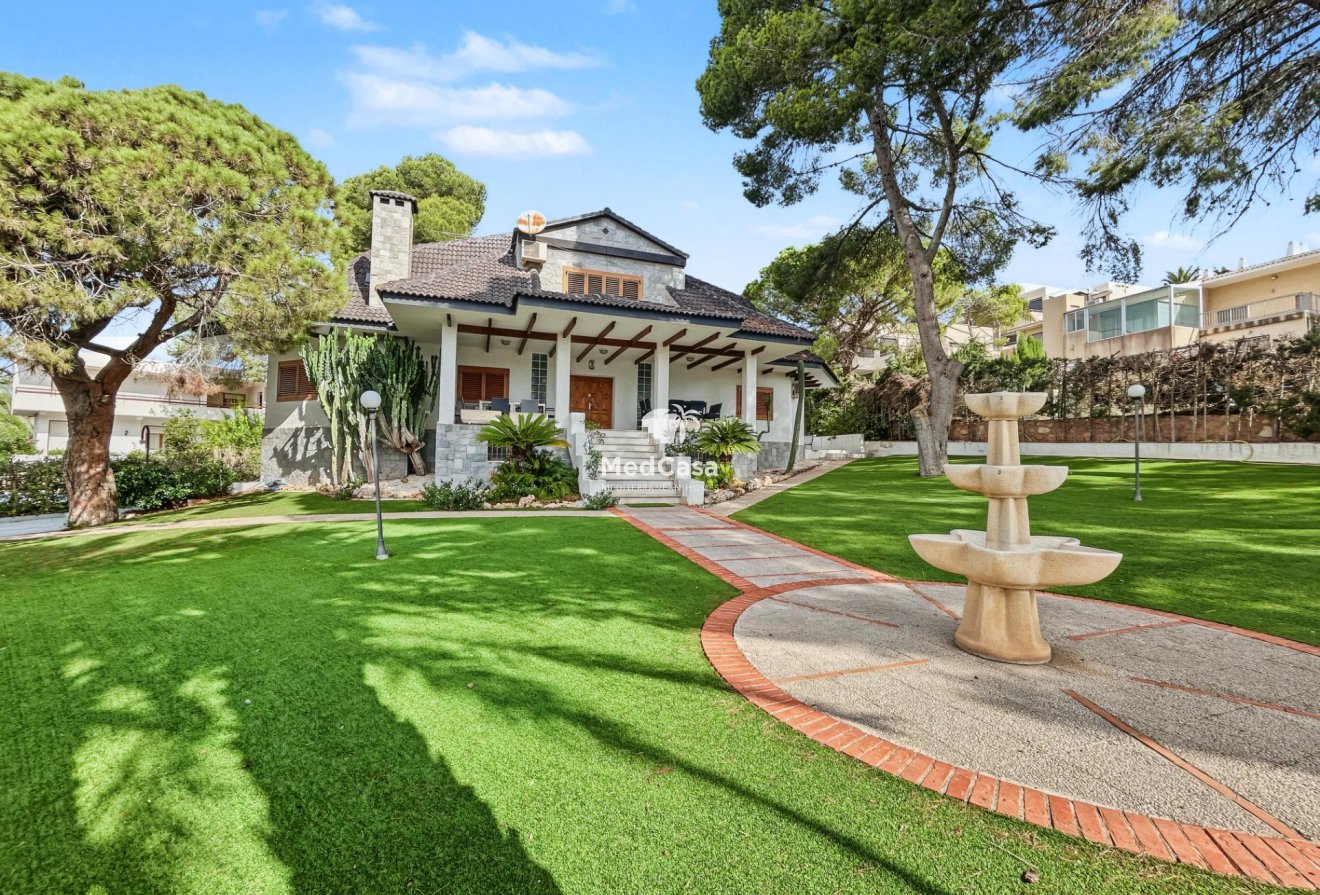 Wiederverkauf - Villa -
Orihuela Costa - Campoamor