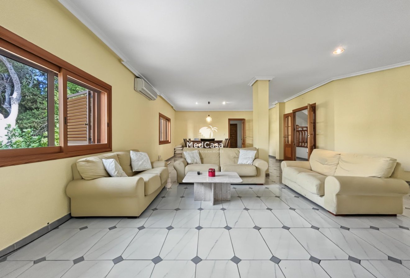 Wiederverkauf - Villa -
Orihuela Costa - Campoamor